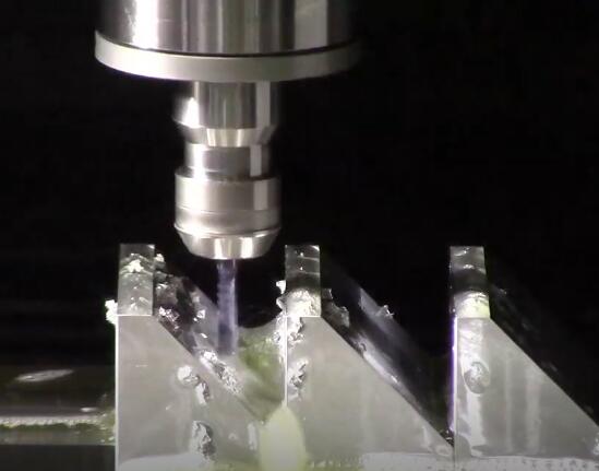 中心出水主軸11.jpg 中心出水主軸11.jpg