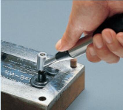 NAKANISHI打磨機(jī)研磨頭應(yīng)用.jpg NAKANISHI打磨機(jī)研磨頭應(yīng)用.jpg