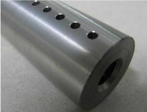 軸承鋼鉆孔<a href='gaosuzhuzhou.htm' class='keys' title='點(diǎn)擊查看關(guān)于電主軸的相關(guān)信息' target='_blank'>電主軸</a>.jpg