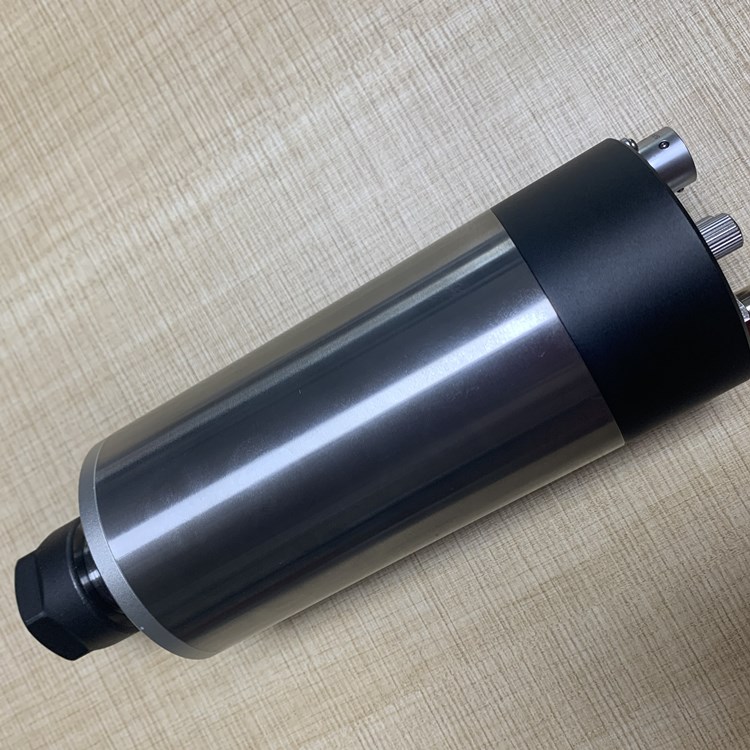 大扭矩?zé)o刷<a href='gaosuzhuzhou.htm' class='keys' title='點(diǎn)擊查看關(guān)于電主軸的相關(guān)信息' target='_blank'>電主軸</a>.jpg