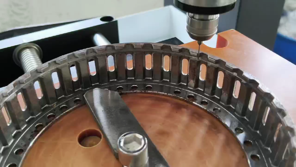 齒輪浮動(dòng)去毛刺.png 齒輪浮動(dòng)去毛刺.png